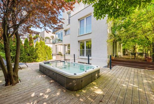 Elegante Familienwohnung mit über 400m² Freiflächen - top Infrastruktur trotzdem mitten im Grünen