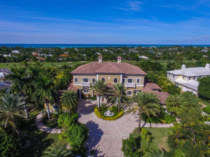 VILLA BELVEDERE, Lyford Cay, New Providence VILLA BELVEDERE, Lyford Cay, New Providence